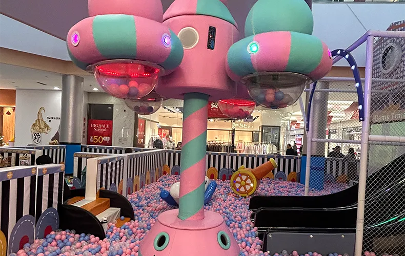 Ball Scattering Machine And Flying Saucer For Indoor Playground Game Area