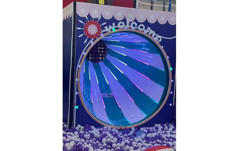 Customized Indoor LED Fiberglass Light Slide Equipment Play Area